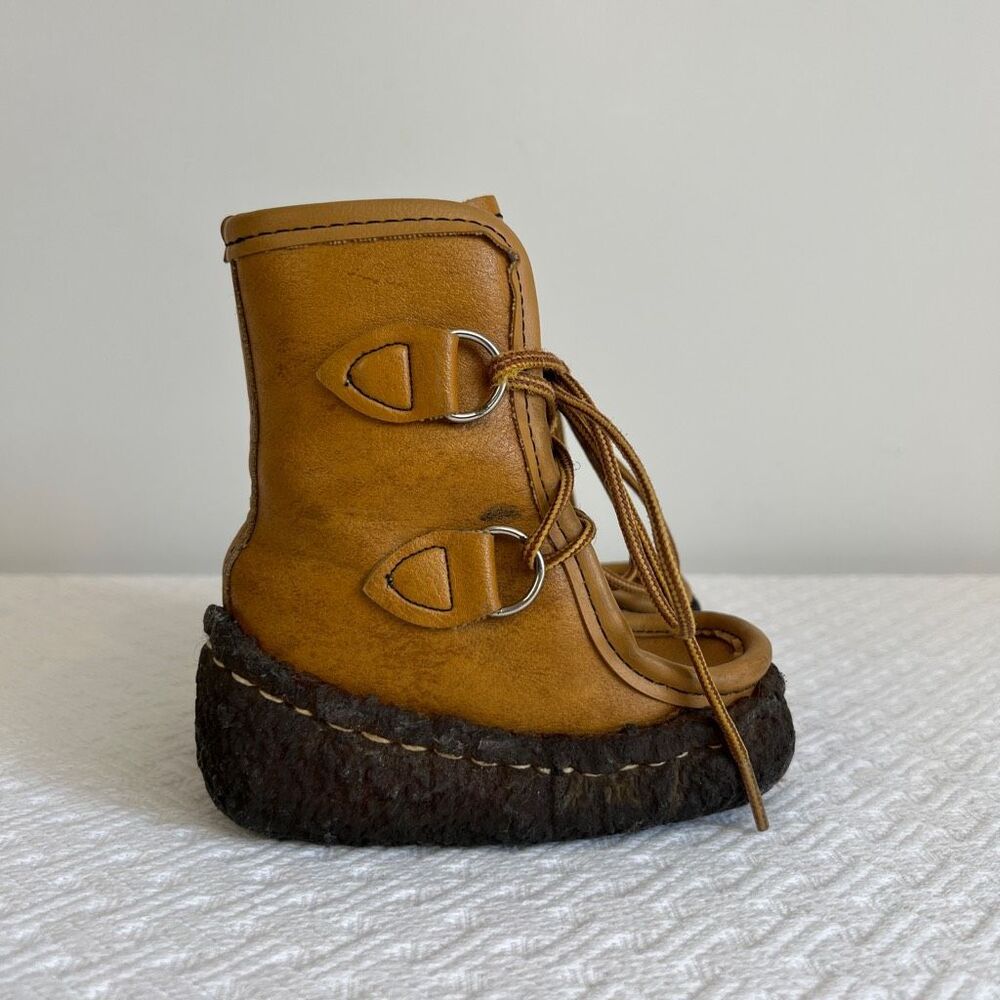 Maple Leaf Shoe Baby Size 6 Genuine Leather Snow Booties Boots Canada Mocassins